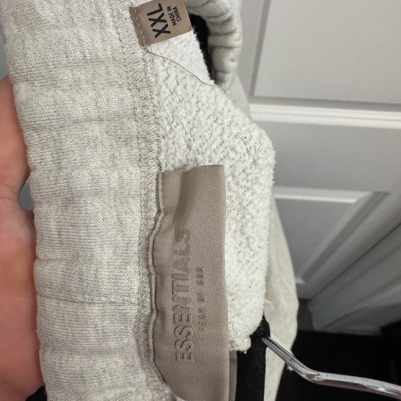 Essentials Light Gray Sweatpants XXL - Picture 3 of 3